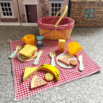 Wooden Picnic Basket Set - Barnshenn