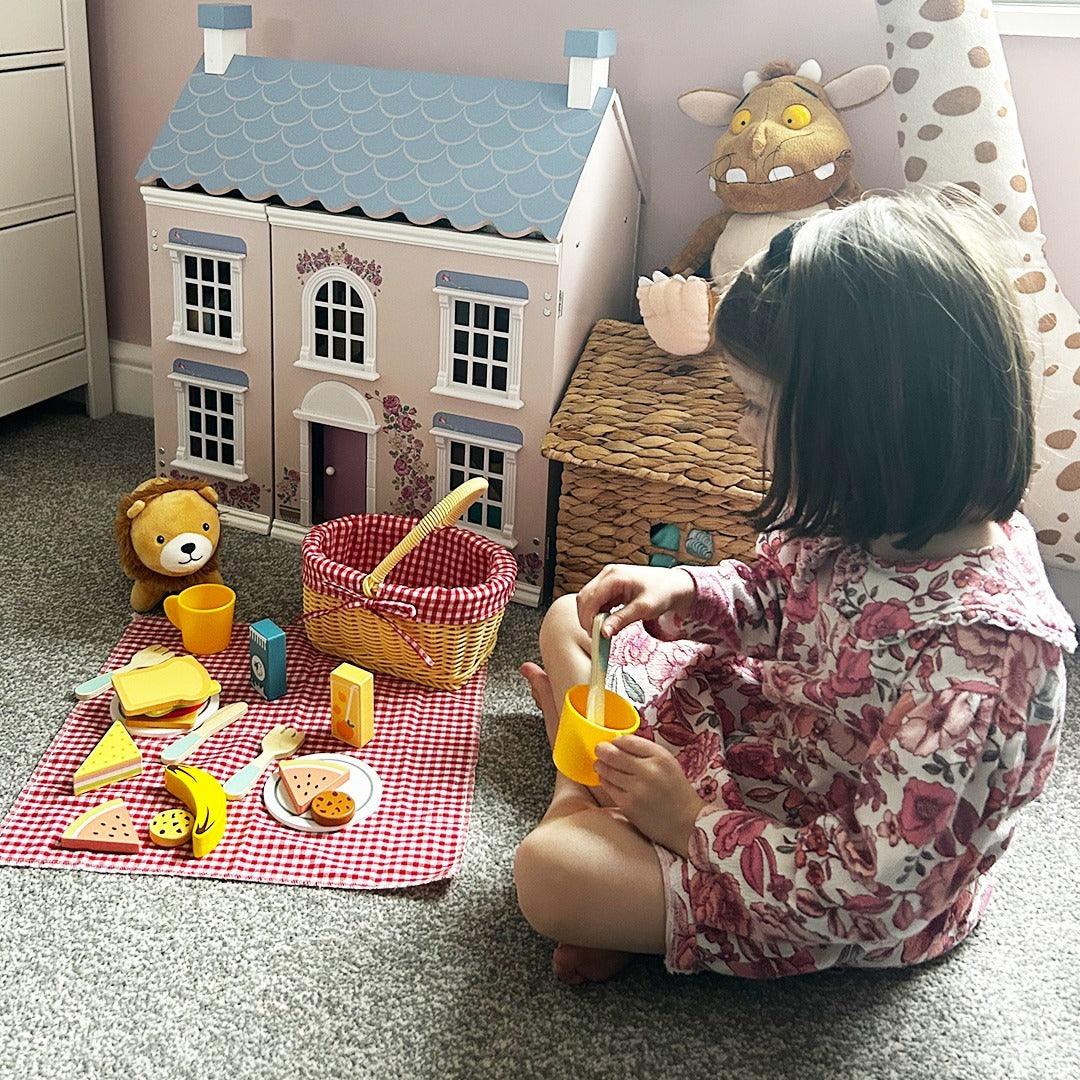 Wooden Picnic Basket Set - Barnshenn